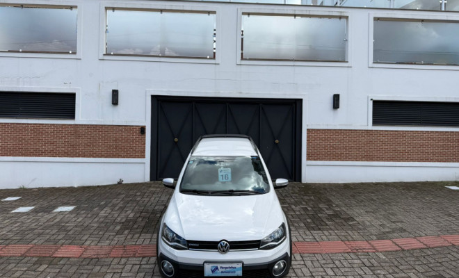 VW - VolksWagen Saveiro CROSS 1.6 T.Flex 16V CD 2016 Flex