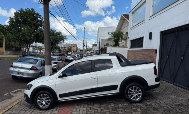 VW - VolksWagen Saveiro CROSS 1.6 T.Flex 16V CD 2016 Flex-2