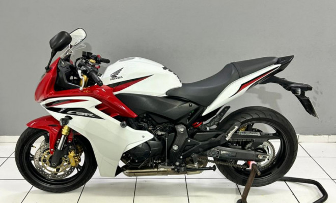 HONDA CBR 600 F 2013 Gasolina-8