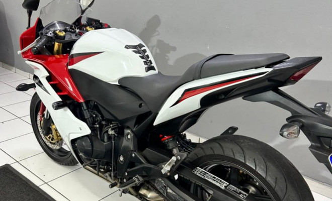 HONDA CBR 600 F 2013 Gasolina-9