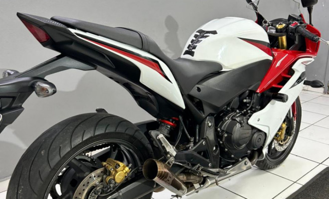 HONDA CBR 600 F 2013 Gasolina-3