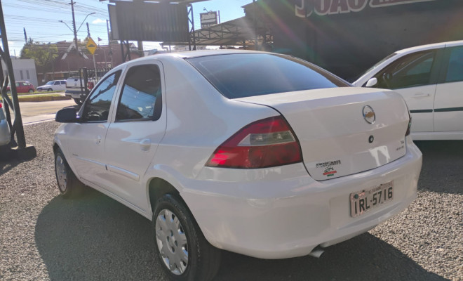 GM - Chevrolet PRISMA  Sed. Maxx/ LT 1.4 8V ECONOF. 4p 2011 Gasolina-1