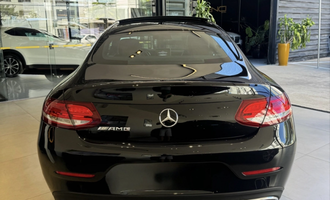 Mercedes-Benz C-180 CGI Coupe Avant. 1.6 TB 16V Aut. 2018 Gasolina-3