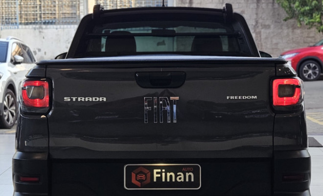 Fiat Strada Freedom 1.3 Flex 8V  CS Plus 2023 Flex-13