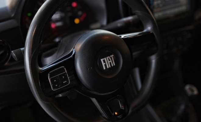 Fiat Strada Freedom 1.3 Flex 8V  CS Plus 2023 Flex-12