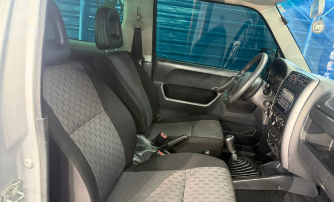 Suzuki Jimny Wide/ Jimny/4ALL 1.3 16V 2010 Gasolina-13