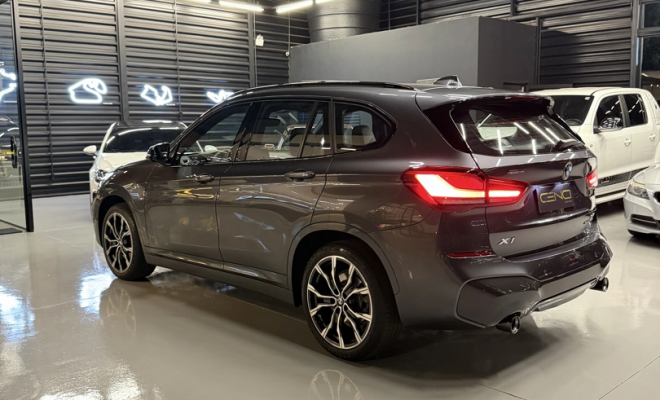 BMW X1 SDRIVE 20i 2.0/2.0 TB Acti.Flex Aut. 2022 Flex-4