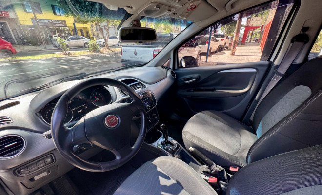 Fiat Punto ESSENCE Dualogic 1.6 Flex 16V 5p 2013 Flex-6