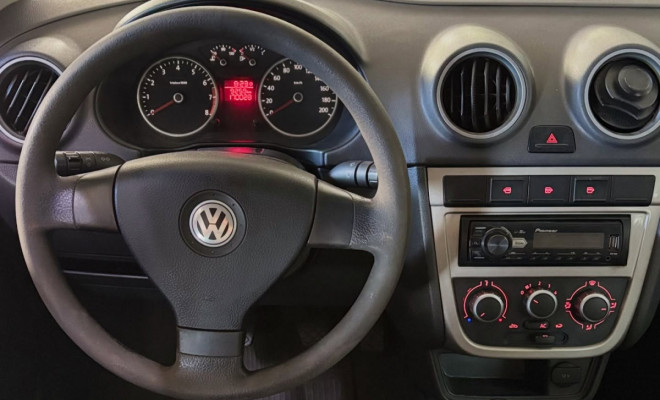 VW - VolksWagen VOYAGE TREND 1.0 2012-3