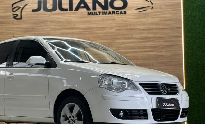 VW - VolksWagen Polo 1.6 E-Flex 8V 5p 2011 Flex-10