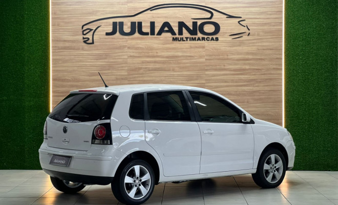 VW - VolksWagen Polo 1.6 E-Flex 8V 5p 2011 Flex-1