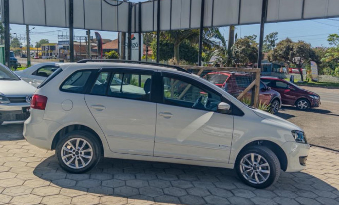 VW - VolksWagen SPACEFOX 1.6/ 1.6 Trend Total Flex 8V 5p 2013 Flex-0