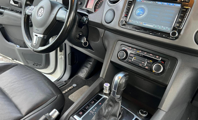 VW - VolksWagen AMAROK High.CD 2.0 16V TDI 4x4 Dies. Aut 2012 Diesel-6