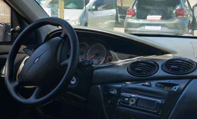 Ford Focus 1.6 S/SE/SE Plus Flex 8V/16V  5p 2009 Flex-4