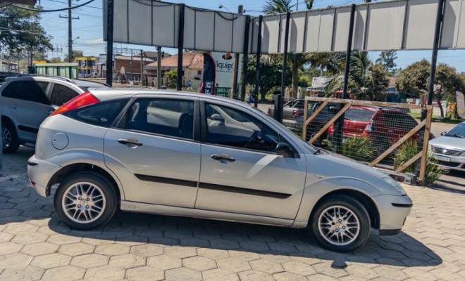 Ford Focus 1.6 S/SE/SE Plus Flex 8V/16V  5p 2009 Flex-0