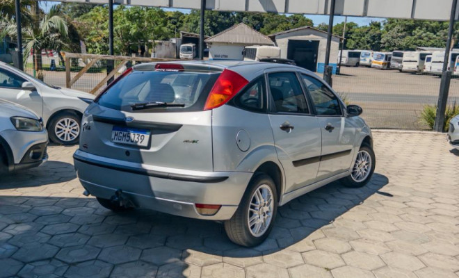 Ford Focus 1.6 S/SE/SE Plus Flex 8V/16V  5p 2009 Flex-3