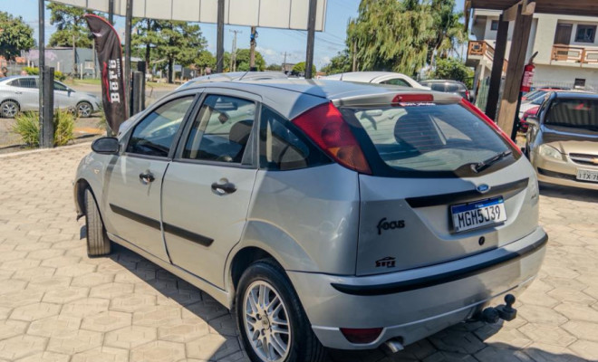 Ford Focus 1.6 S/SE/SE Plus Flex 8V/16V  5p 2009 Flex-2