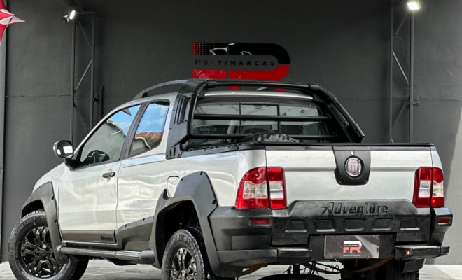 Fiat Strada Adv.1.8 16V LOCKER Dualo. Flex CD 2012 Flex-1