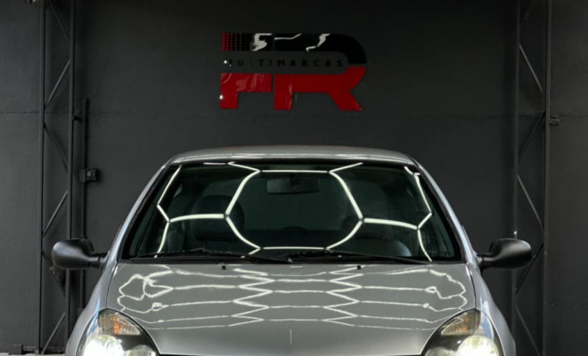 Renault Clio Hi-Flex 1.0 16V 3p 2011 Flex