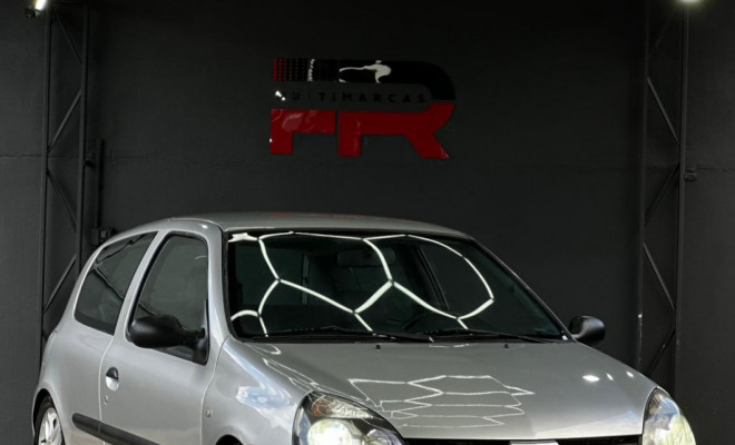 Renault Clio Hi-Flex 1.0 16V 3p 2011 Flex-1