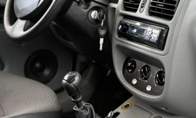 Renault Clio Hi-Flex 1.0 16V 3p 2011 Flex-6