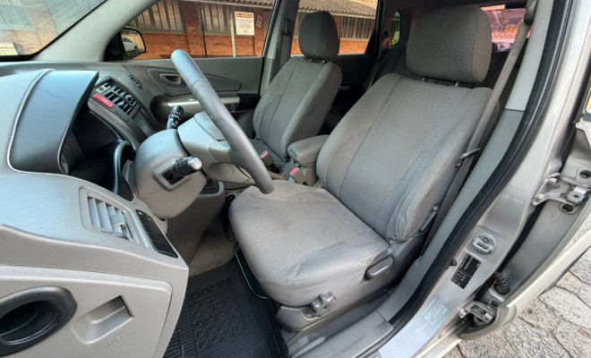 Hyundai Tucson 2.0 16V Mec. 2010 Gasolina-6