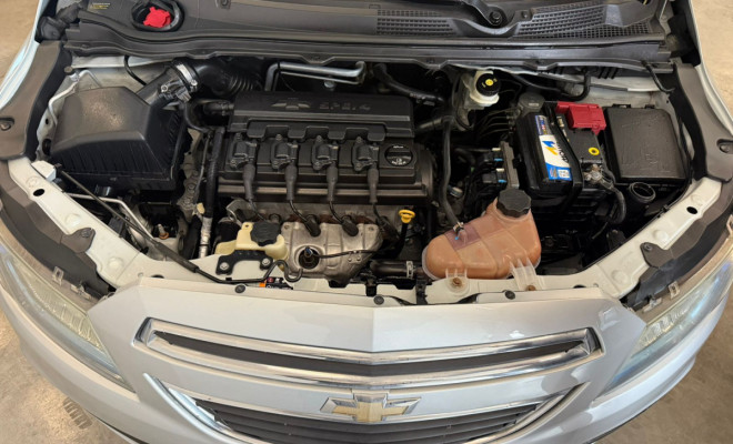 GM - Chevrolet PRISMA Sed. LT 1.4 8V FlexPower 4p 2013 Flex-6