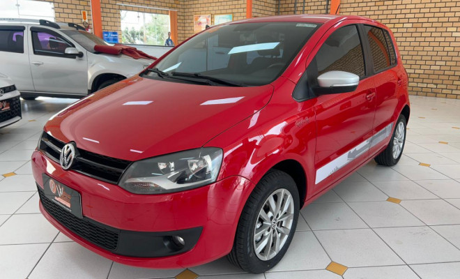 VW - VolksWagen Fox Rock in Rio 1.6 Mi Total Flex 8V 5p 2014 Flex