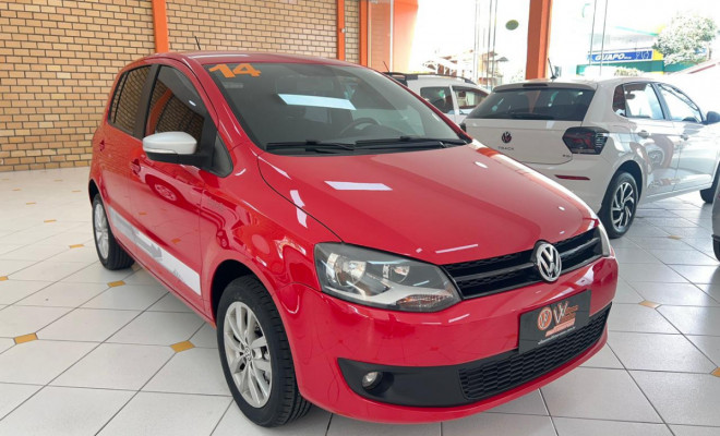 VW - VolksWagen Fox Rock in Rio 1.6 Mi Total Flex 8V 5p 2014 Flex-1