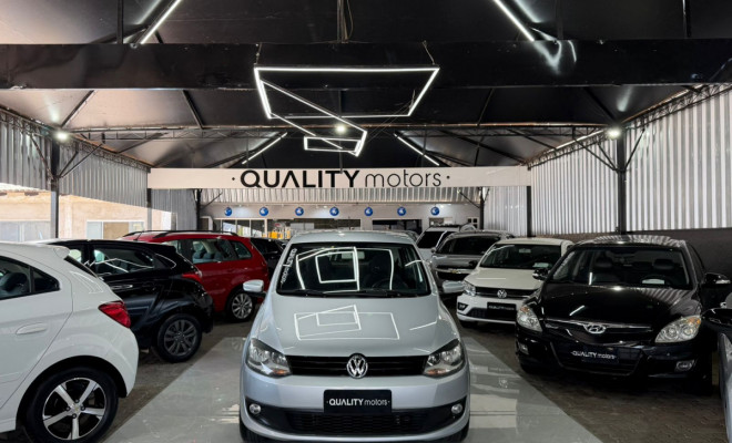 VW - VolksWagen Fox Plus 1.6Mi/ 1.6Mi Total Flex 8V 4p 2010 Flex-0