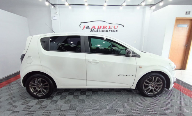 GM - Chevrolet SONIC HB LTZ EFFECT 1.6 16V FlexP 5p Aut 2014 Flex-5