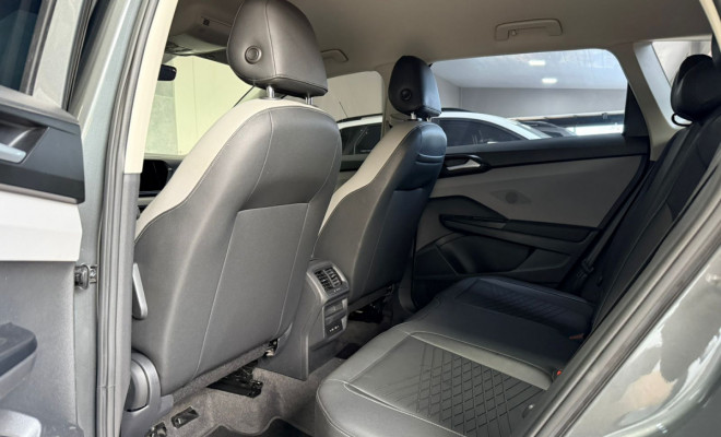 VW - VolksWagen TAOS Comfortline 1.4 250 TSI Flex Aut. 2023 Flex-6