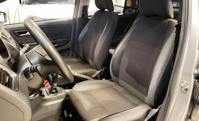 VW  VolksWagen Fox Prime 1.6 8v Total Flex 2011-9