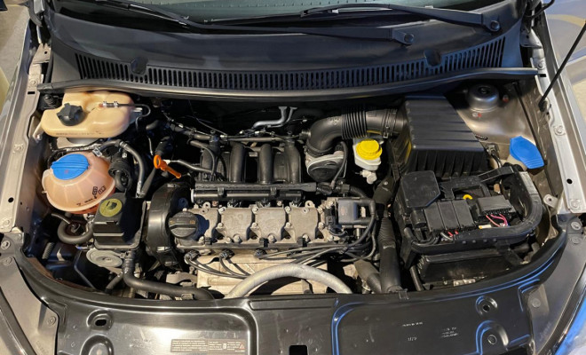 VW  VolksWagen Fox Prime 1.6 8v Total Flex 2011-12