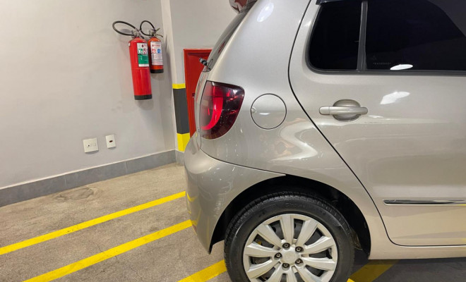 VW  VolksWagen Fox Prime 1.6 8v Total Flex 2011-4