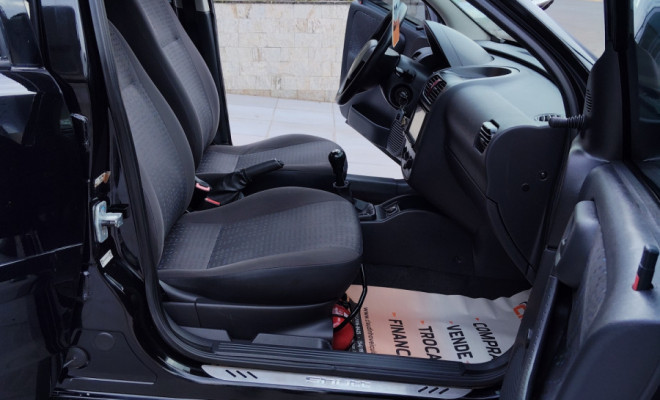 GM - Chevrolet Corsa Hat. Maxx 1.4 8V ECONOFLEX 5p 2011 Flex-7