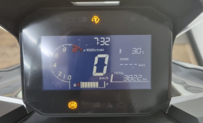 HONDA ADV 160 2025 Gasolina-4