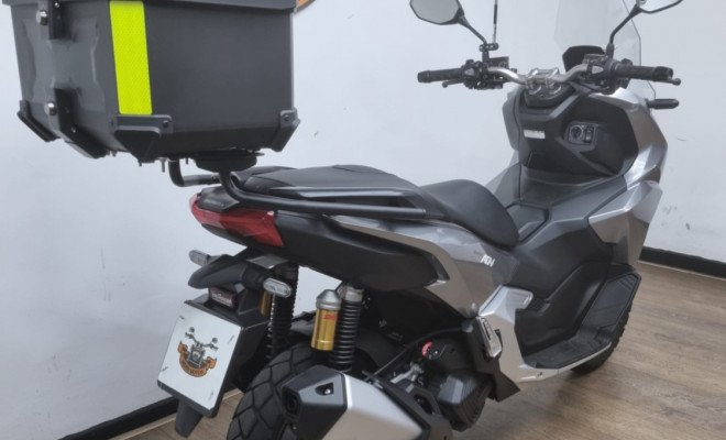 HONDA ADV 160 2025 Gasolina-9