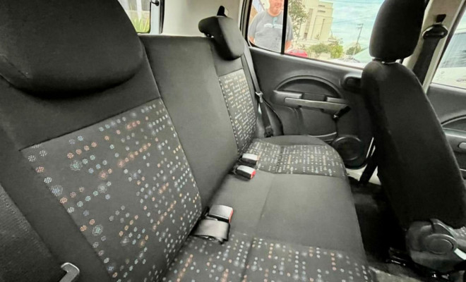 Fiat UNO VIVACE Celeb. 1.0 EVO F.Flex 8V 5p 2015 Flex-5