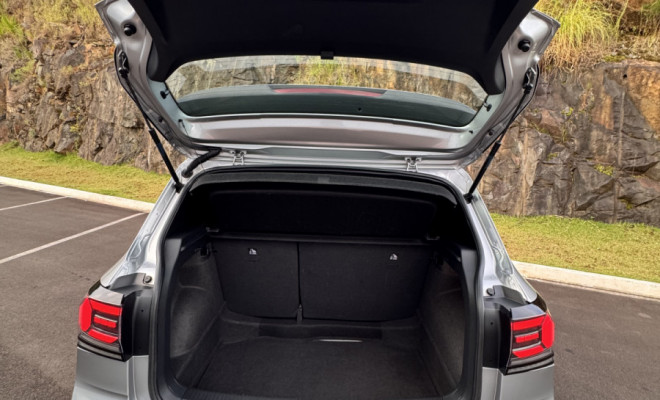 VW - VolksWagen T-Cross Hig. 250 TSI 1.4 Flex 16V 5p Aut 2025 Flex-11