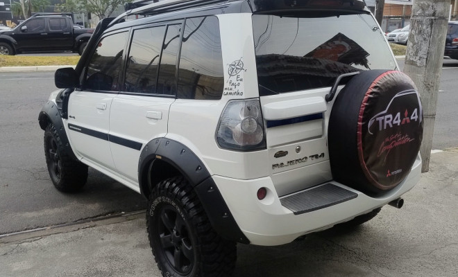 Mitsubishi Pajero TR4 2.0/ 2.0 Flex 16V 4x4 Aut. 2013 Flex-2