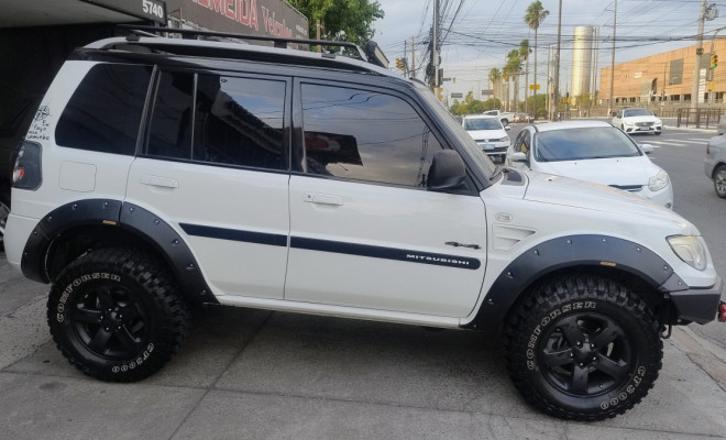 Mitsubishi Pajero TR4 2.0/ 2.0 Flex 16V 4x4 Aut. 2013 Flex-3