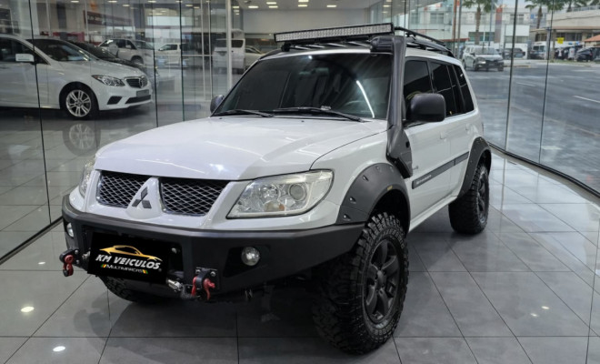 Mitsubishi Pajero TR4 2.0/ 2.0 Flex 16V 4x4 Aut. 2013 Flex-5