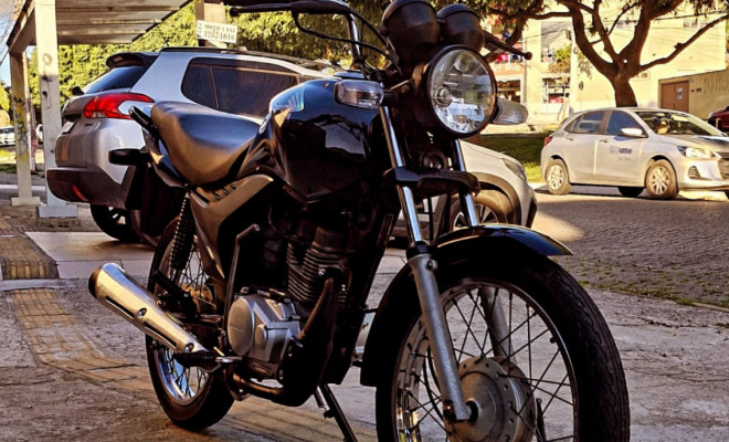 HONDA CG 125 FAN / FAN KS / 125 i FAN 2009 Gasolina-0