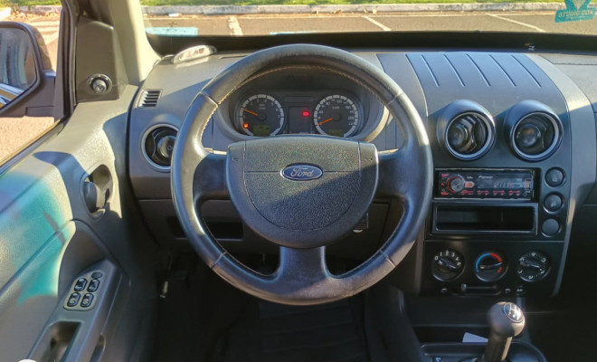 Ford EcoSport XLS 1.6/ 1.6 Flex 8V 5p 2004 Flex-8