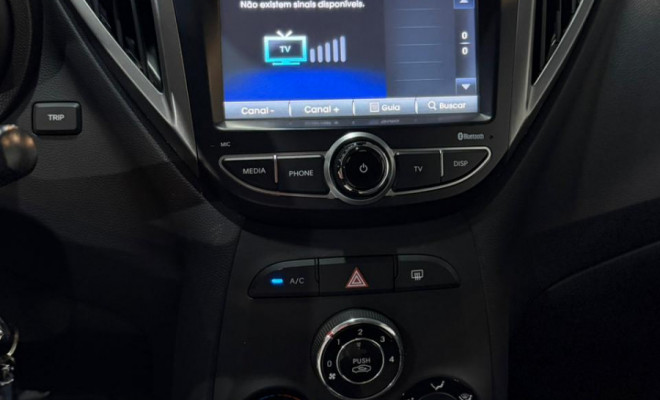 Hyundai HB20X Style 1.6 Flex 16V Aut. 2015 Flex-12