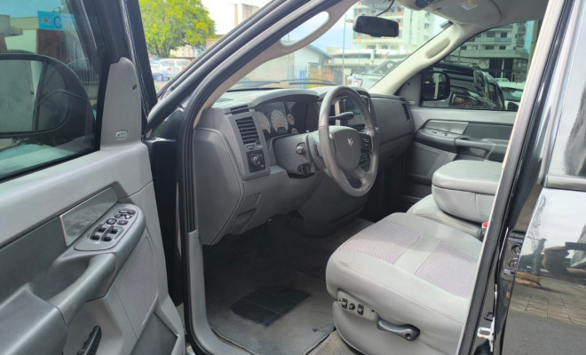 DODGE RAM 2500 HEAVY DUTY CD 5.9 Diesel 4x4 AUT.-2