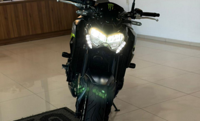 KAWASAKI Z900 SE 2021 Gasolina-10
