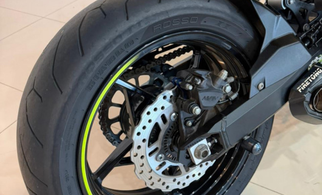 KAWASAKI Z900 SE 2021 Gasolina-4