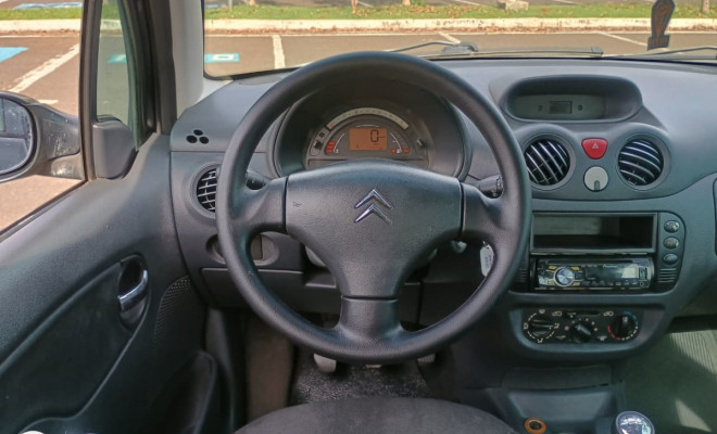Citroën C3 GLX 1.6/ 1.6 Flex 16V 5p 2007 Flex-8